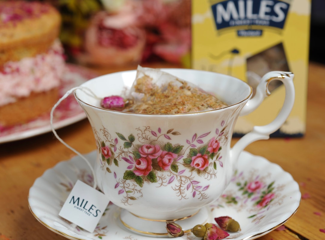 Miss Windsor: review of Miles Lavender Limeflower & Rose Tea Kites!